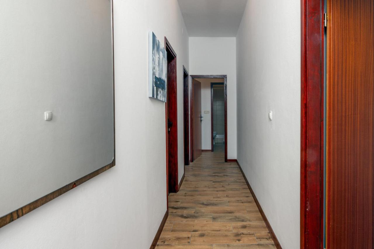 Family Friendly Apartments With A Swimming Pool Valbandon, Fazana - 2201 Štinjan Esterno foto